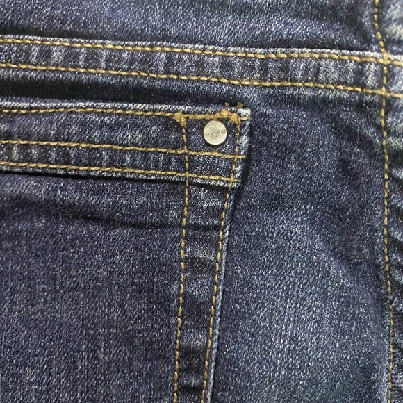 White House Black Market straight leg denim 26 inch inseam size 6 - Picture 4 of 4